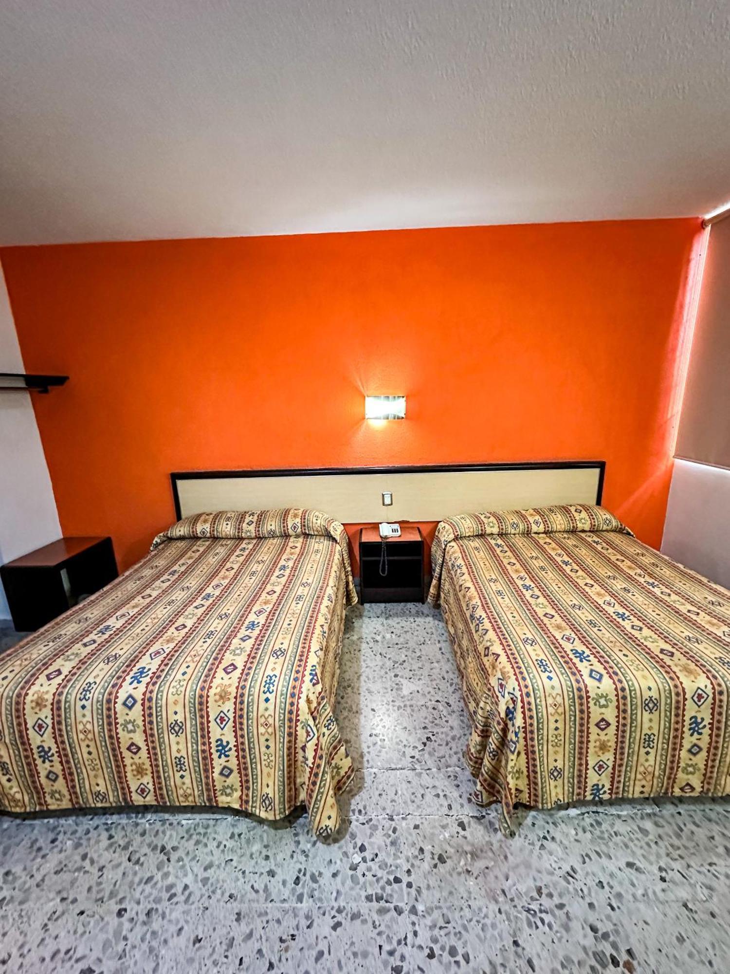 Hotel Montreal León Eksteriør bilde