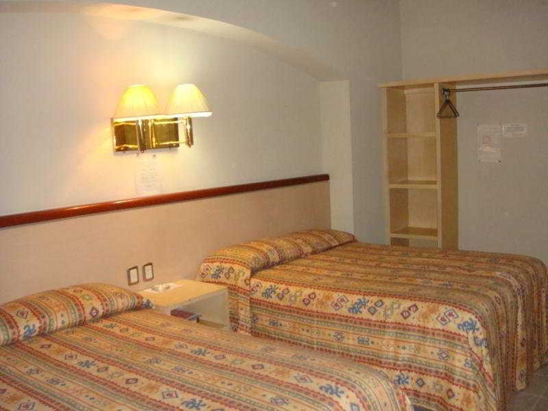 Hotel Montreal León Eksteriør bilde