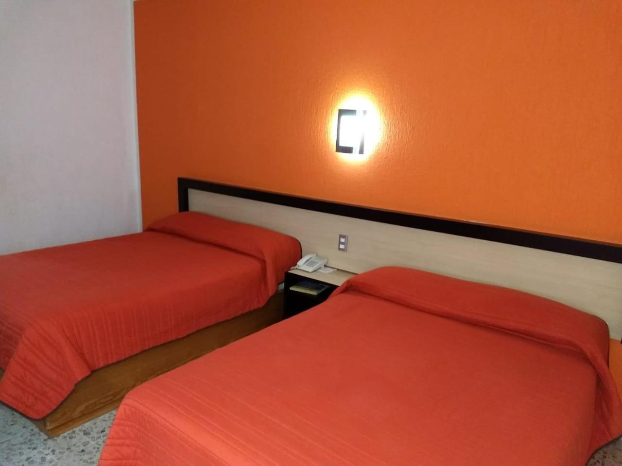 Hotel Montreal León Eksteriør bilde