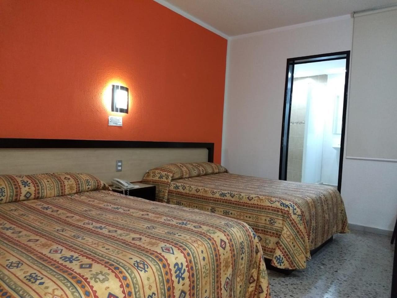 Hotel Montreal León Eksteriør bilde