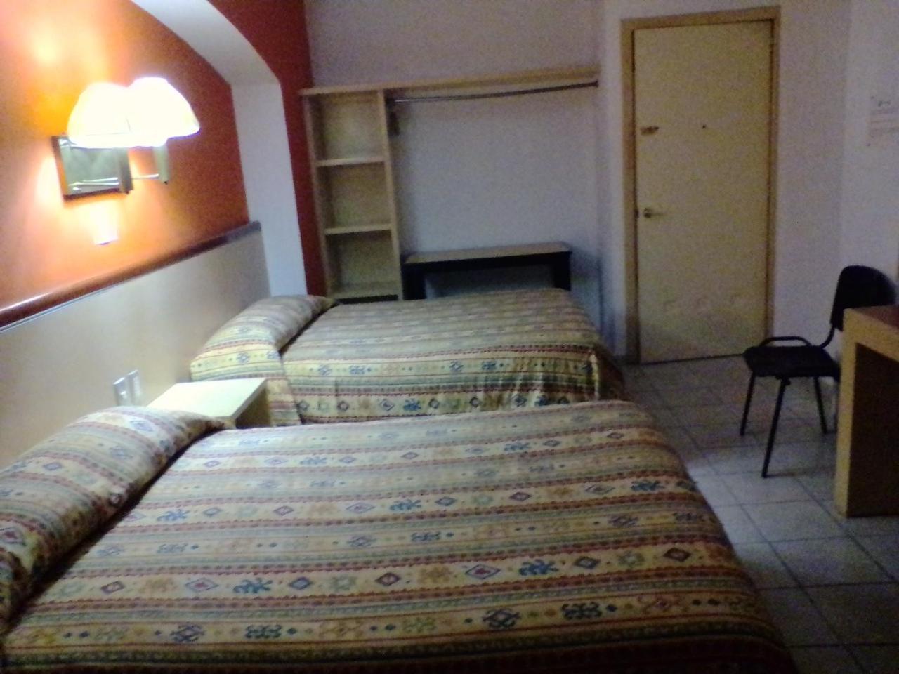 Hotel Montreal León Eksteriør bilde