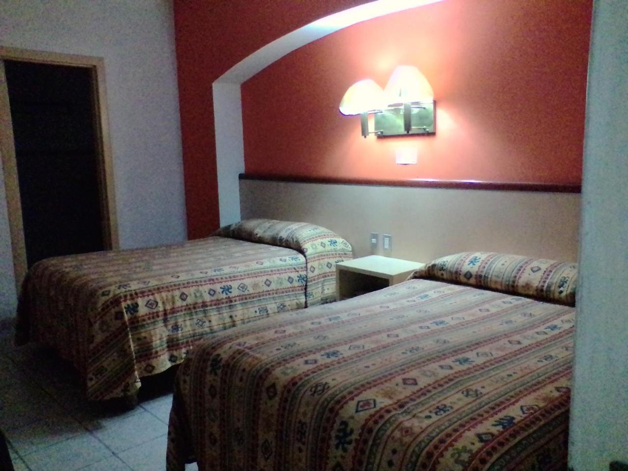 Hotel Montreal León Eksteriør bilde